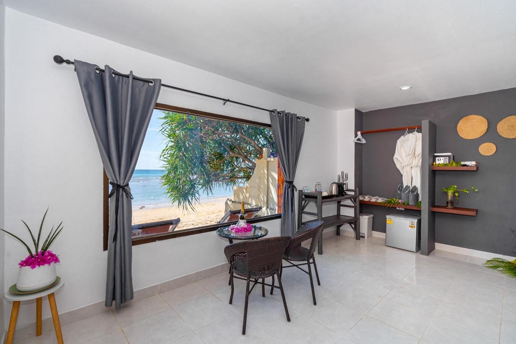 Lanta Beachfront Resort Ко-Ланта Экстерьер фото
